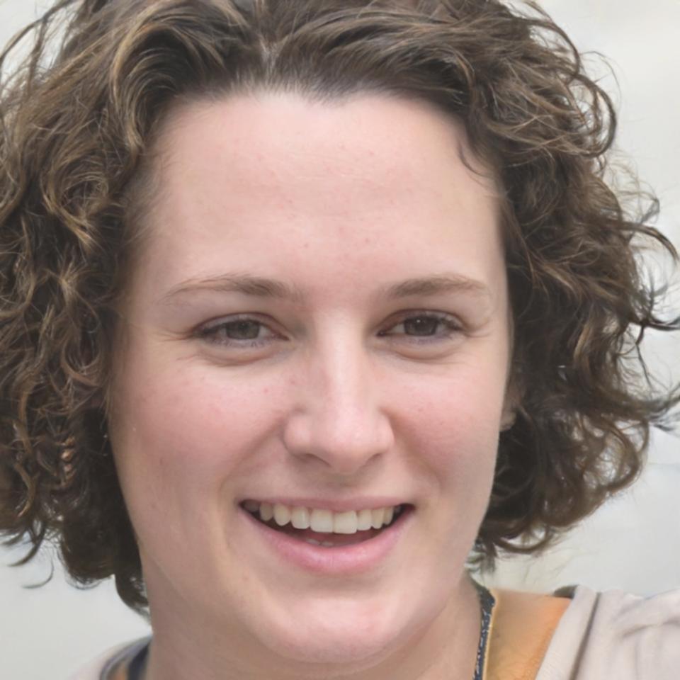 Birte in ihrem neu eröffneten Café, umgeben von zufriedenen Gästen